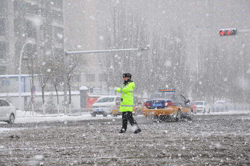 呼和浩特下雪 呼和浩特下雪